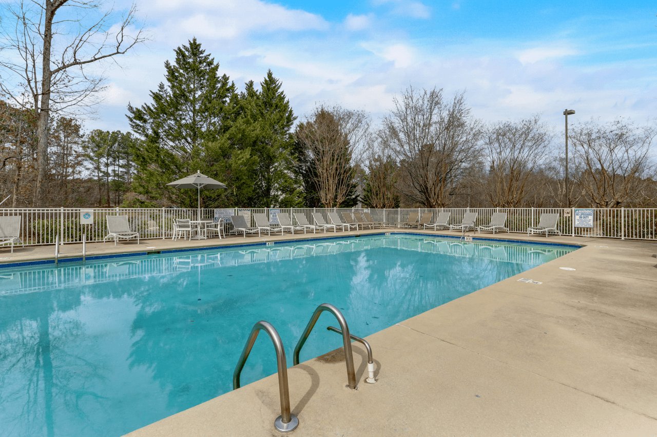 Forest Glen Image 16