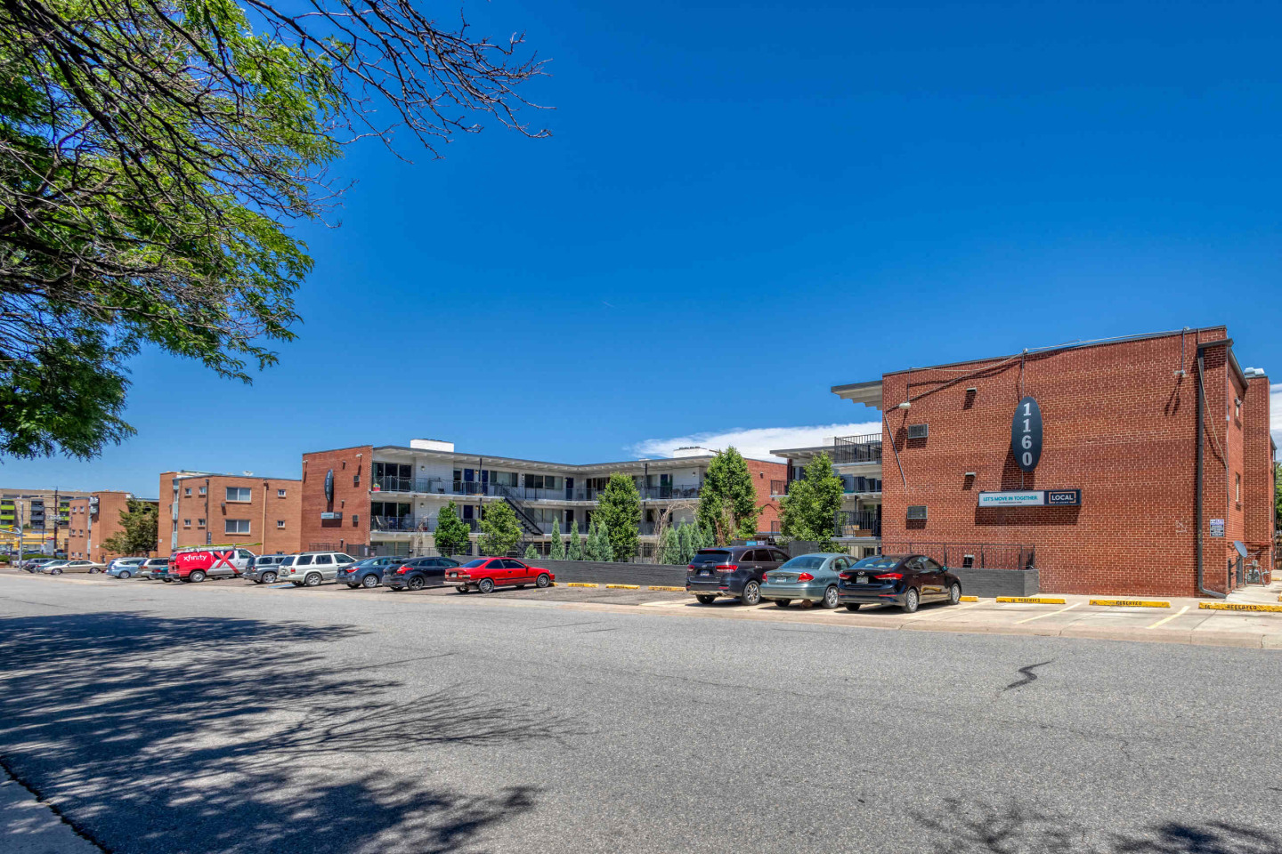 1140-60 S. Bellaire. Image 31