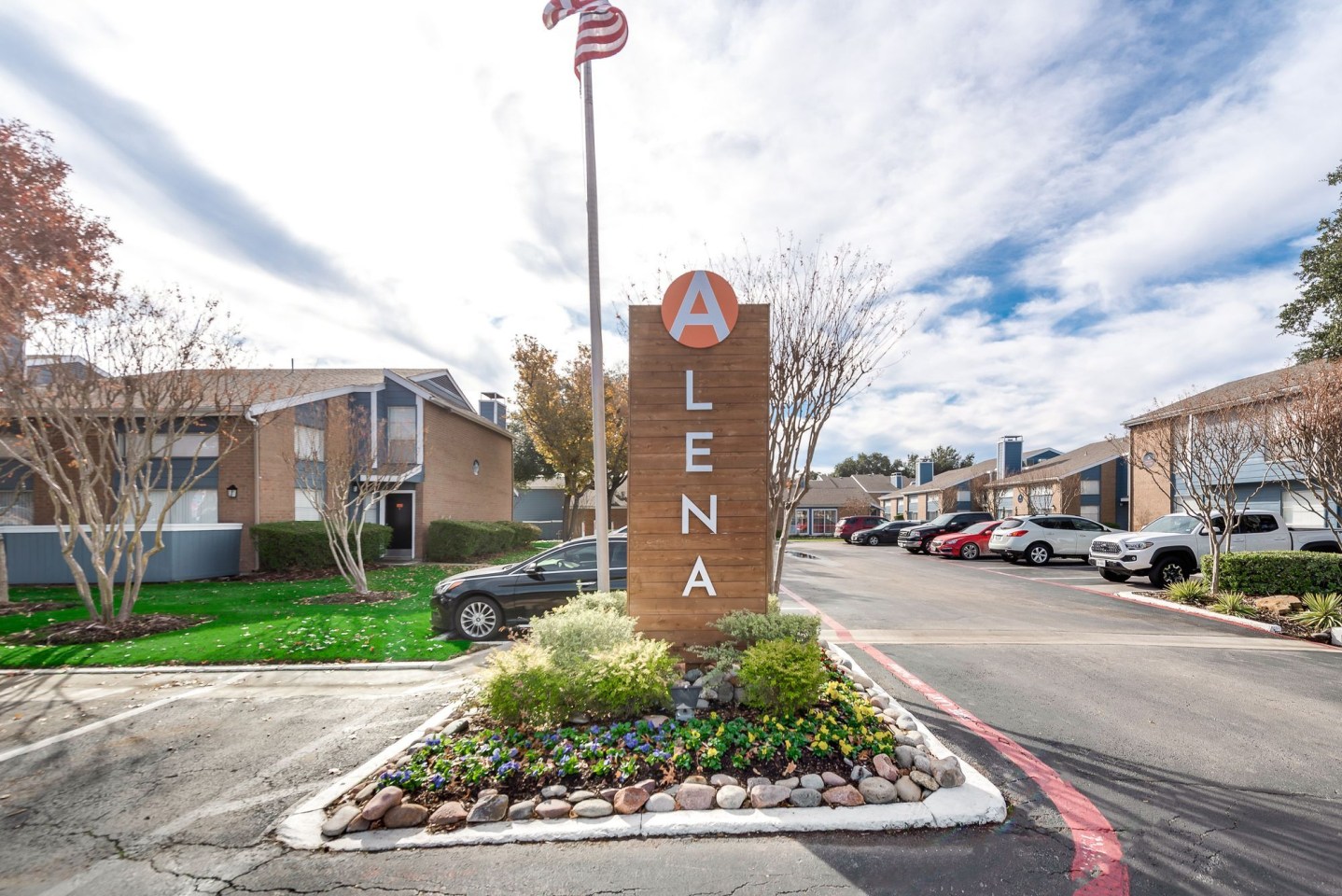 Alena Apartments Image 19