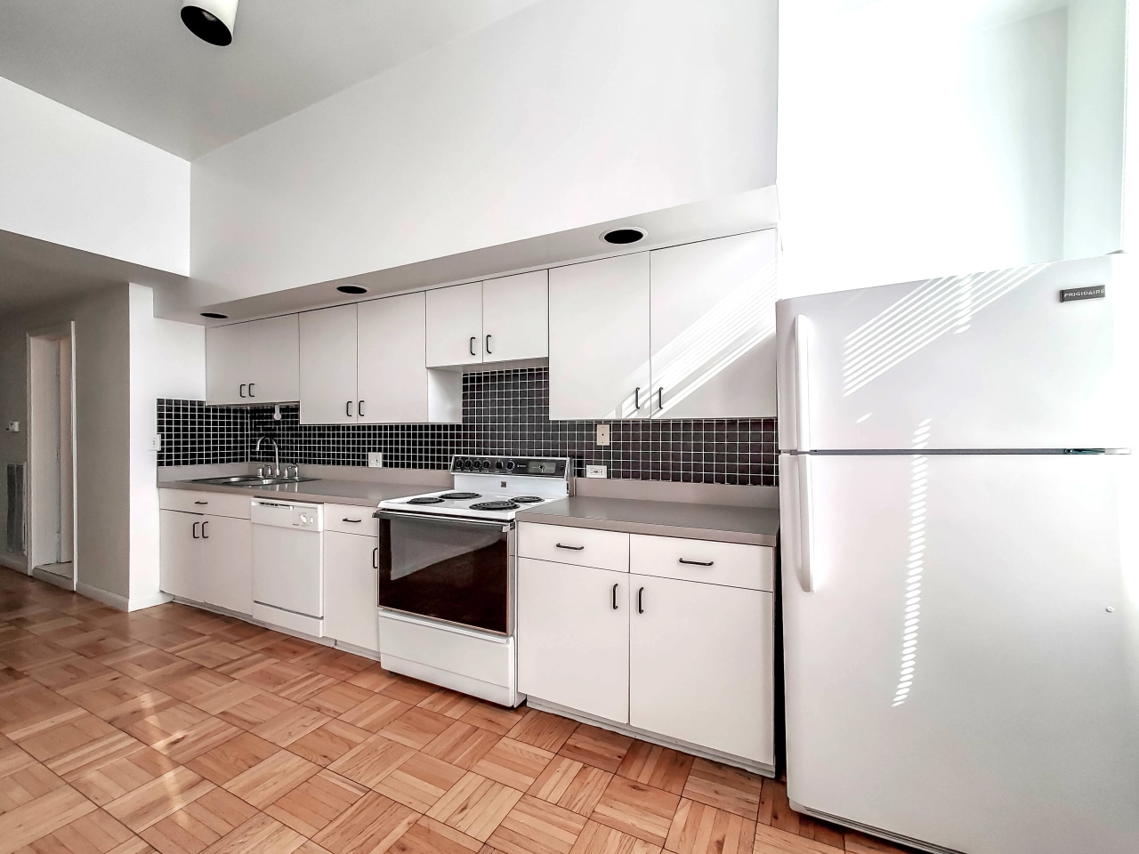 Fullerton Lofts Image 12