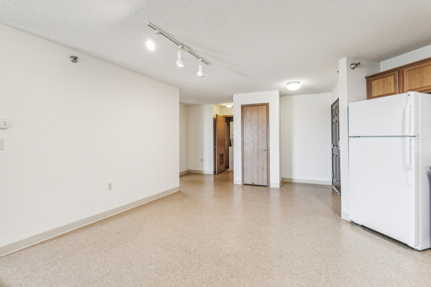 Lakewood Apartments Image 9