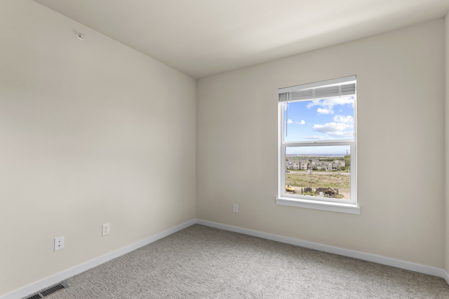 Pine Drive Townhomes Image 46