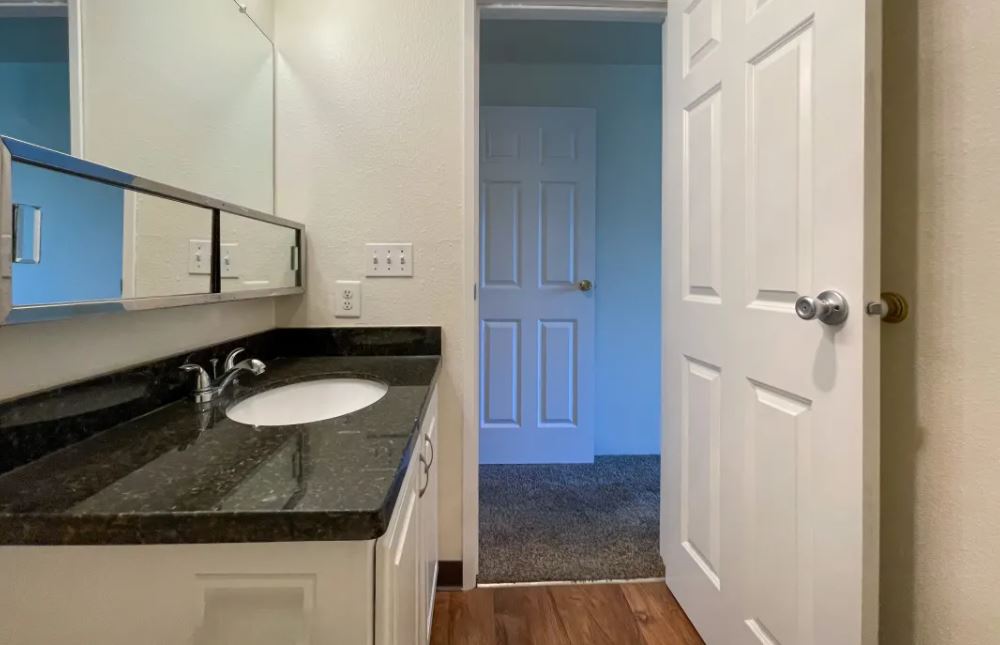 Sandpiper Apartments Image 3