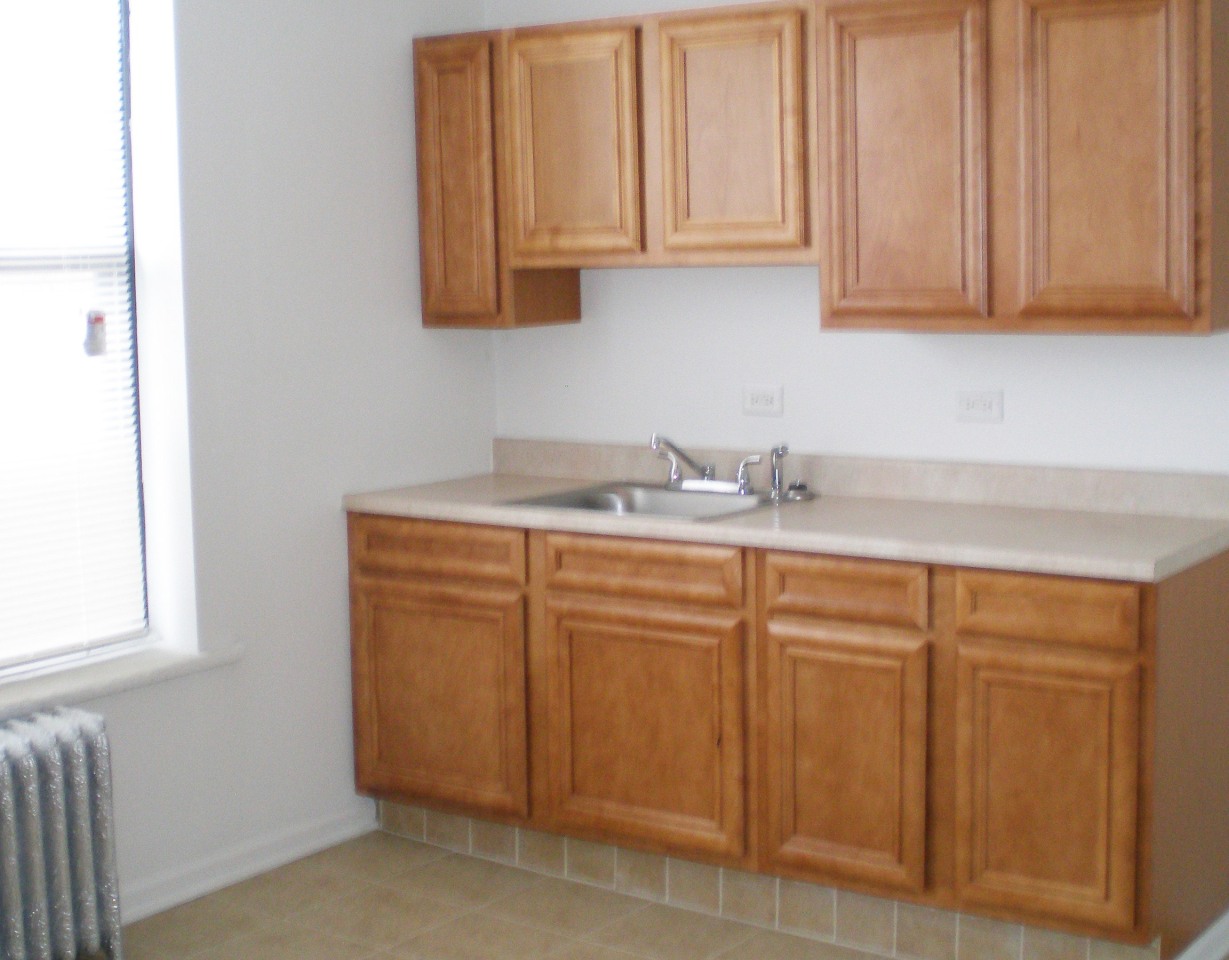 722 S Racine Image 6
