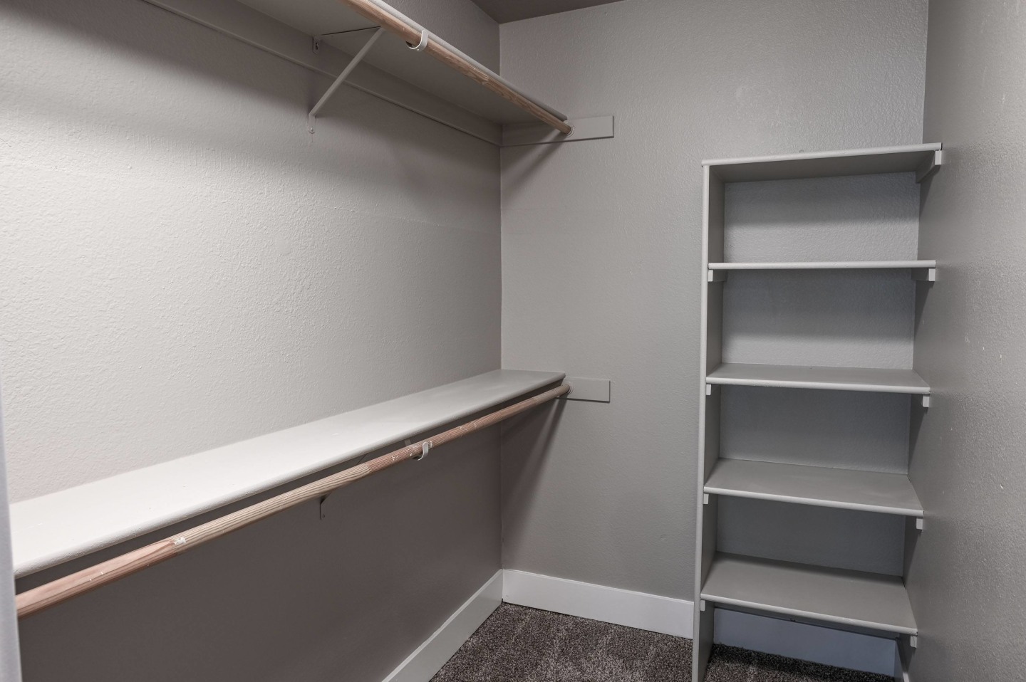 Sierra Oaks Apartments Image 10
