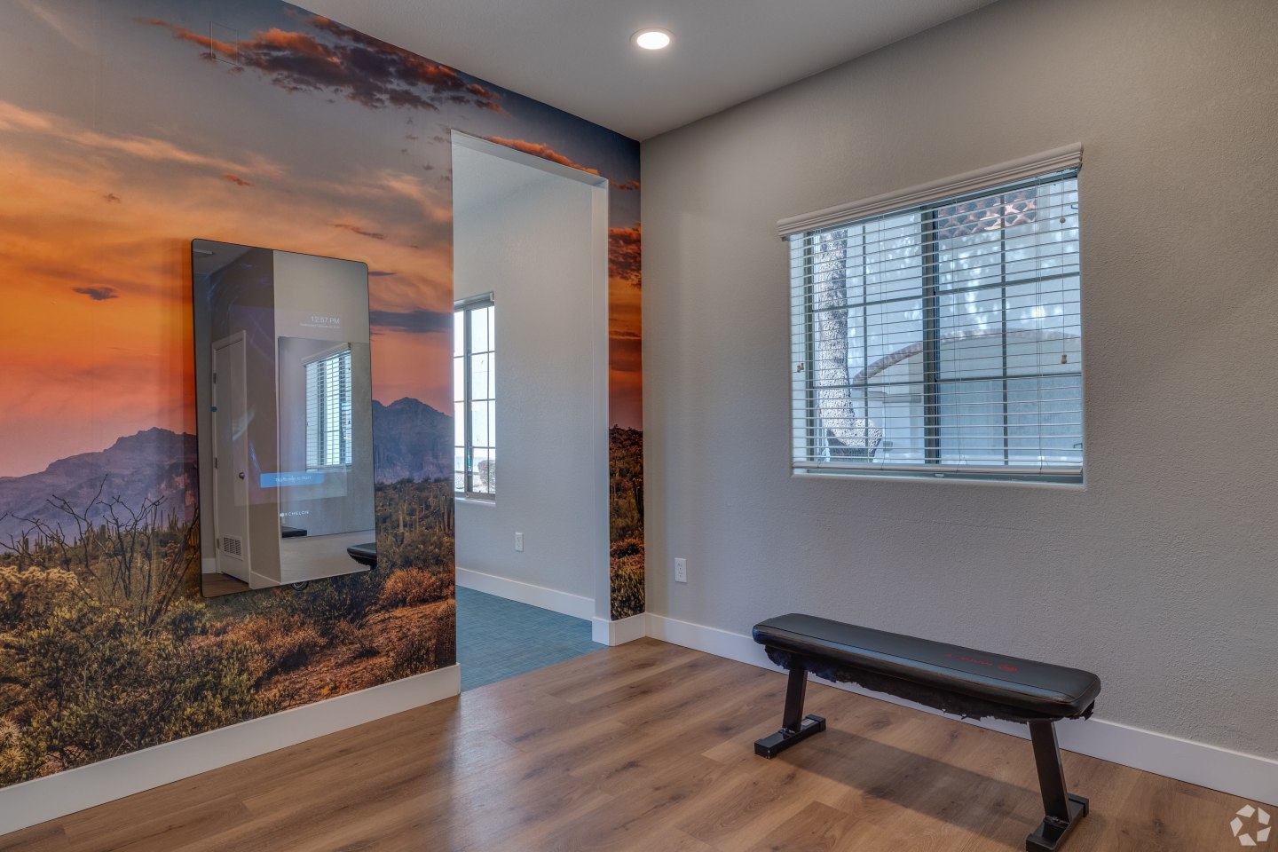 Del Mar Apartments Image 15