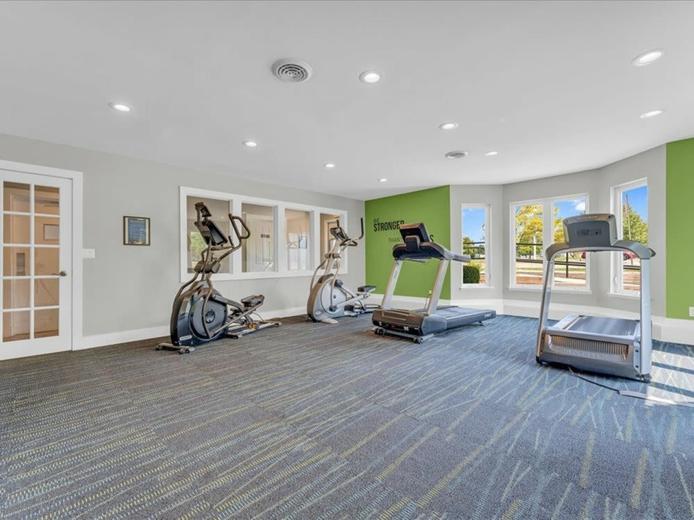 Central Park Apartments Image 23
