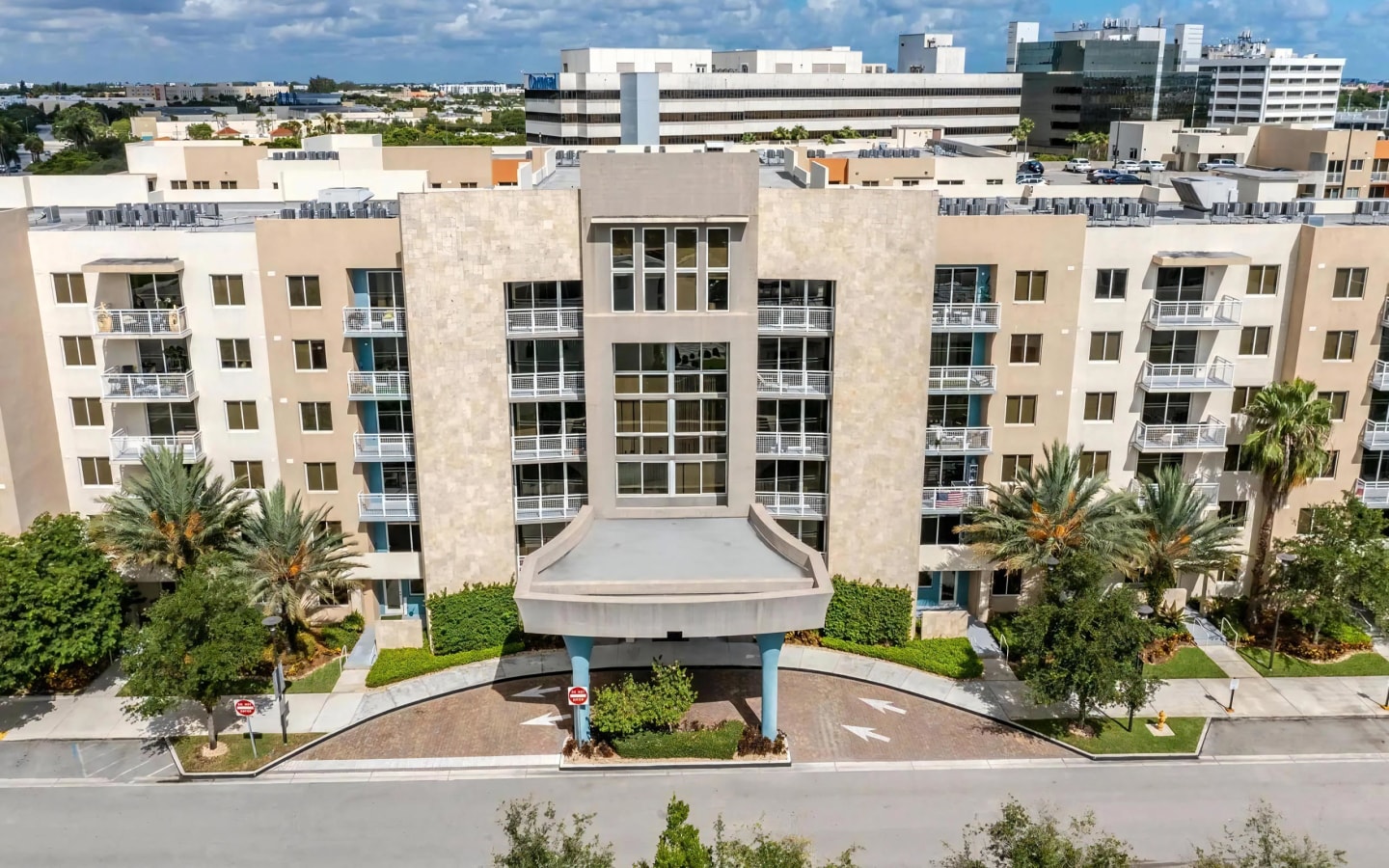 The Manor at CityPlace Image 21