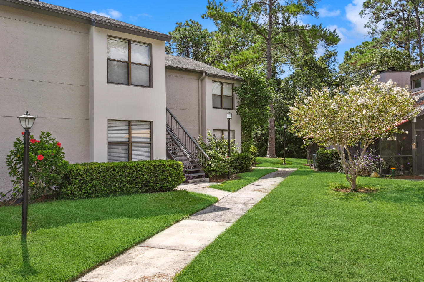 Peninsula At Northwood Image 12