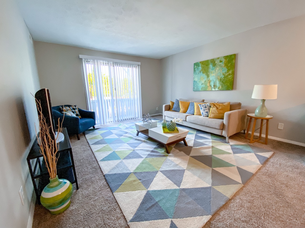 Camelot East Apartments Image 1