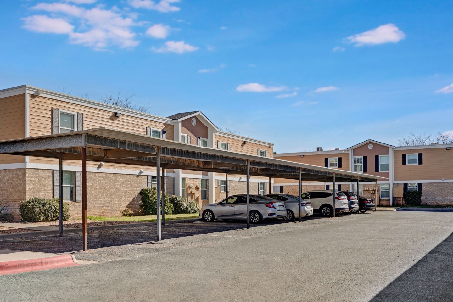 Golden Crest Image 18