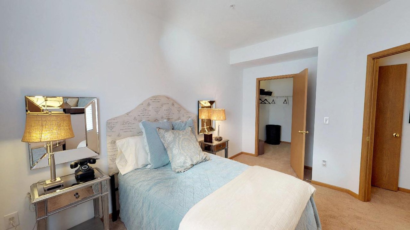 Brookfield Village Image 25
