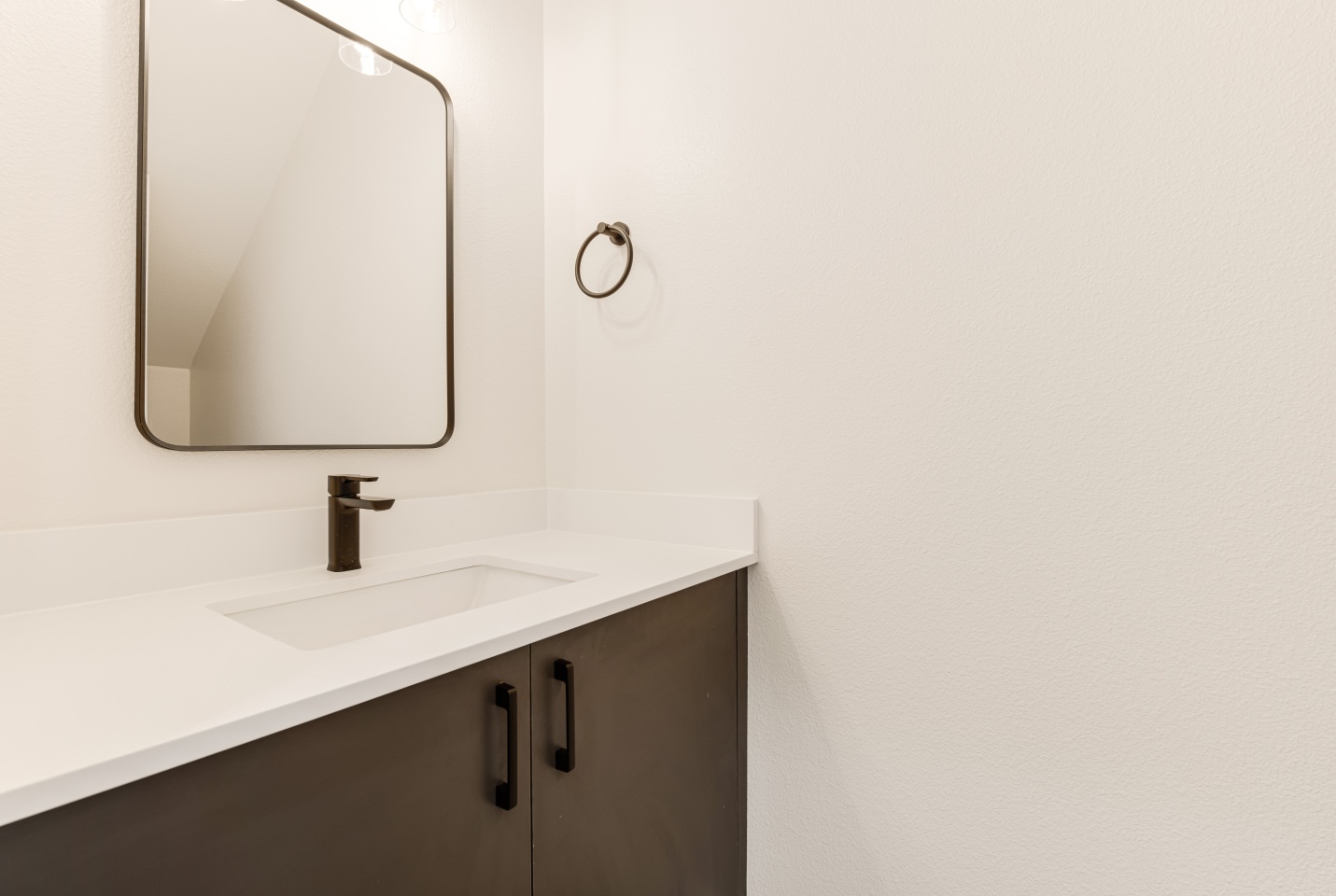 Landover Townhomes Image 16