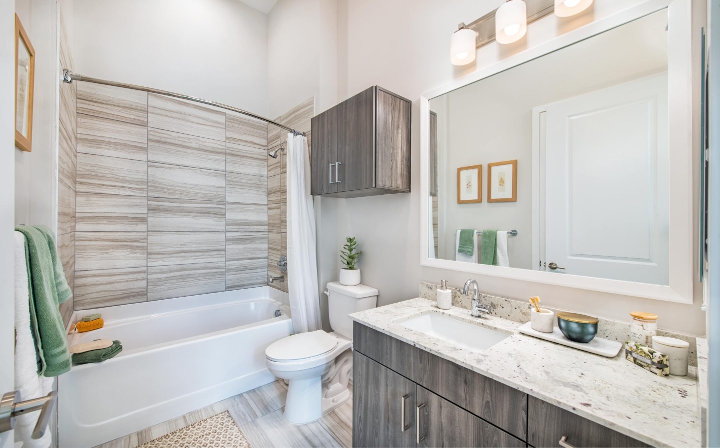 Overture Chapel Hill 55+ Active Adult Apartment Homes Image 18
