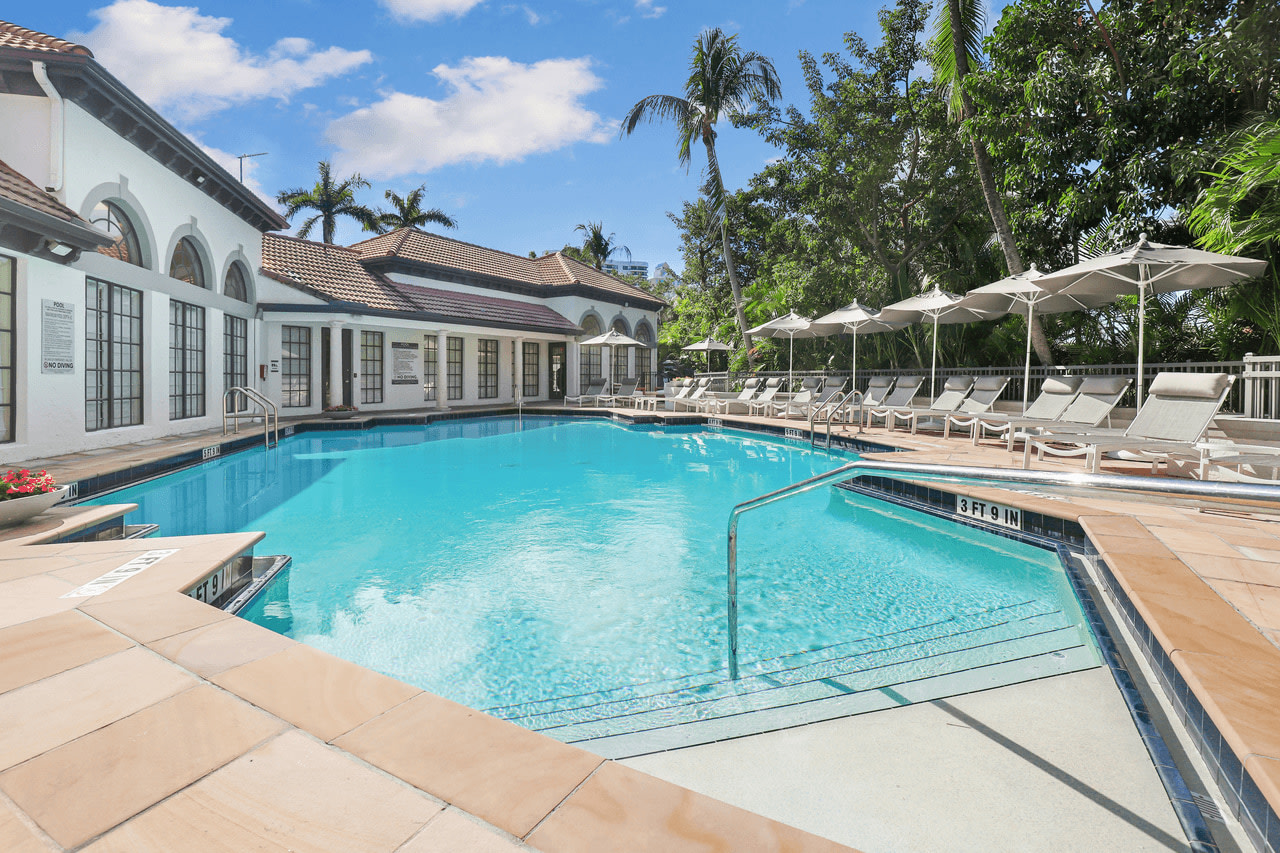 Promenade at Aventura Apartments Image 2