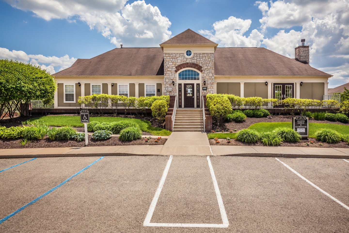 Pebble Brook Village Image 25