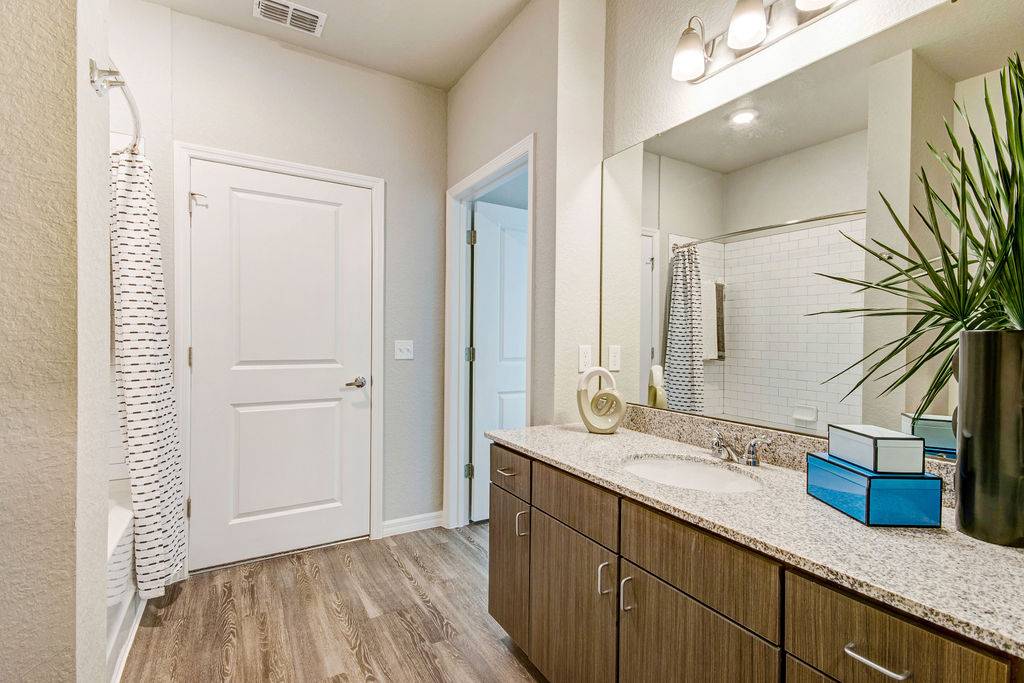 Aqua Palm Bay Image 11