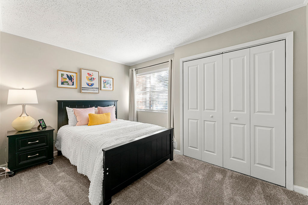 445 Cleveland Image 26