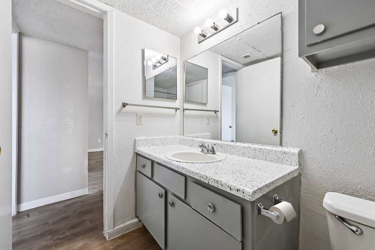 Pine Creek Apartments Image 22