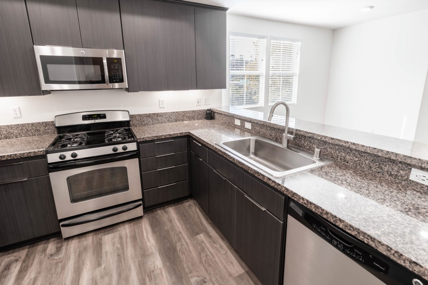 The Parker Residences Image 39