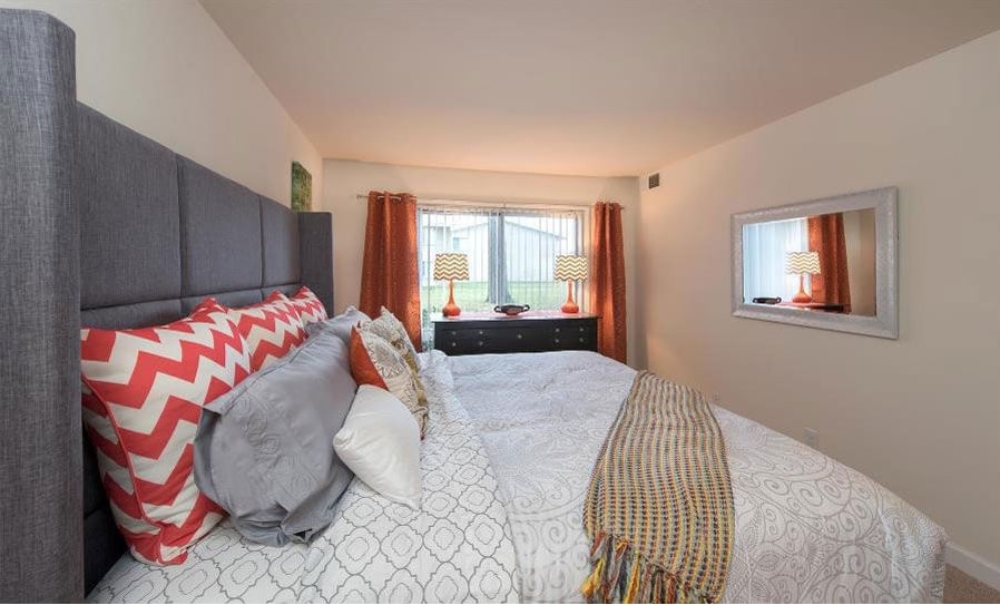 Pinewood Gardens Apartments Image 26