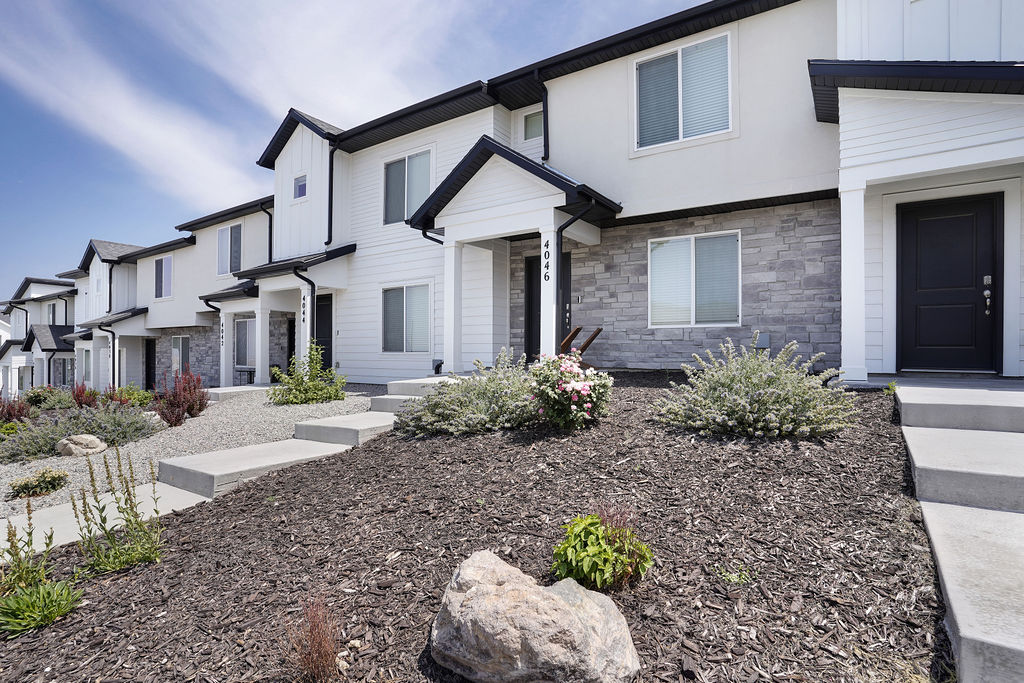 Little Valley Townhomes Image 3