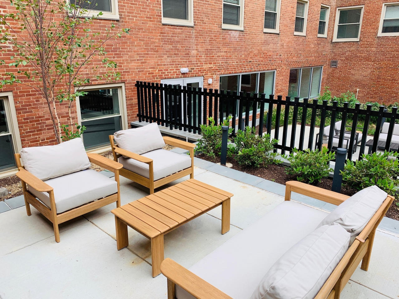 Carver Slowe Apartments Image 63