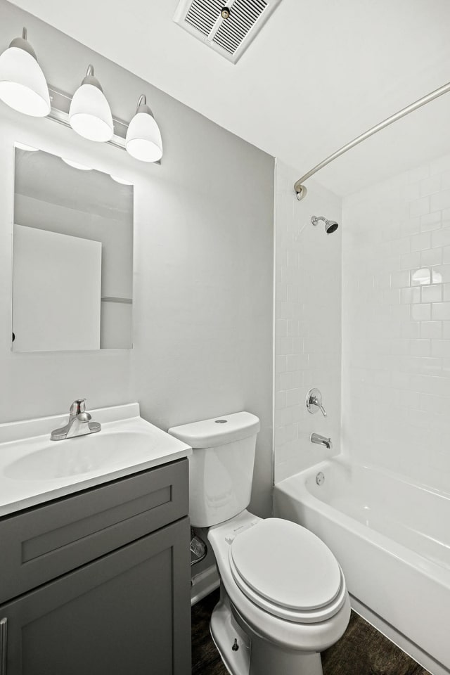 The Townhomes at River's Gate Image 20
