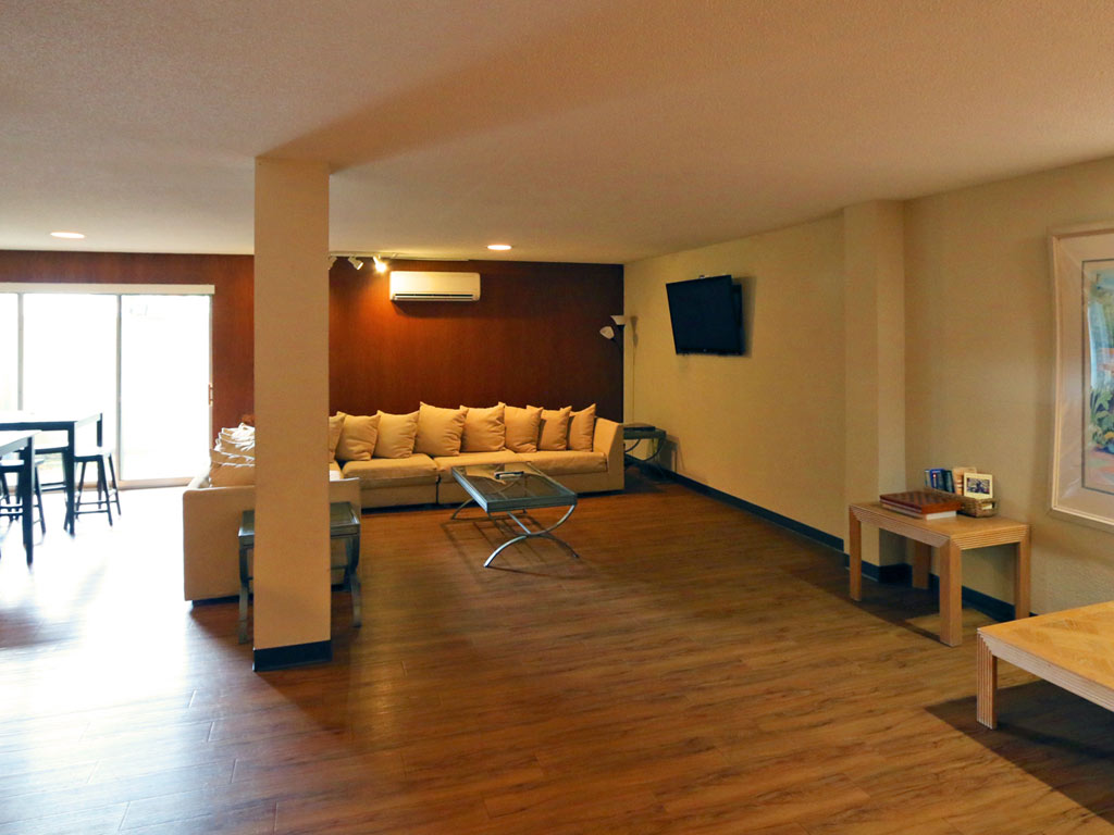 Lexington Hills Image 46