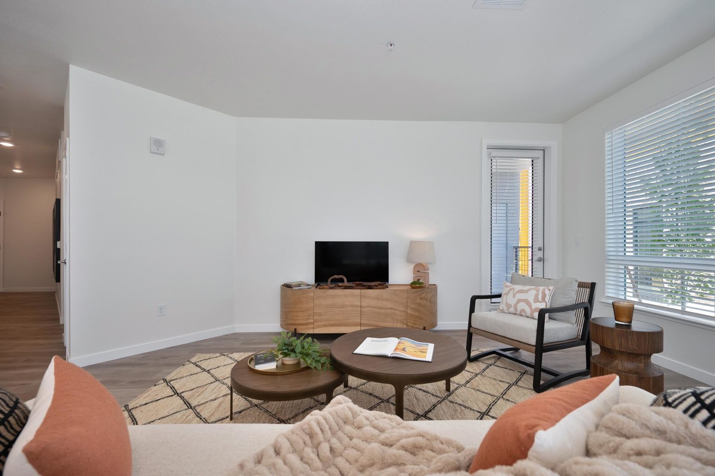 Halcyon Apartments Image 101