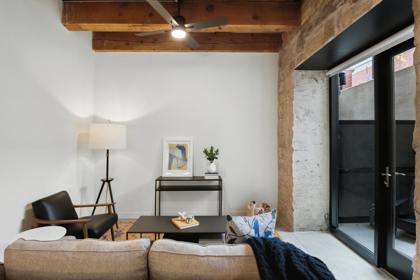724 Lofts Image 36