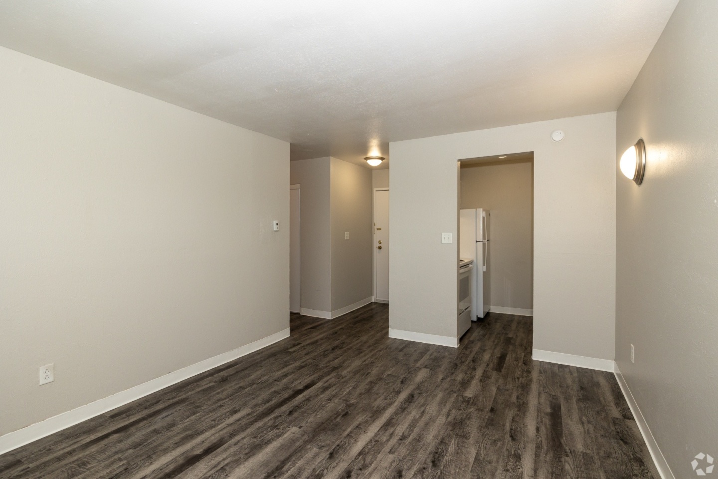 Forest Manor Image 3