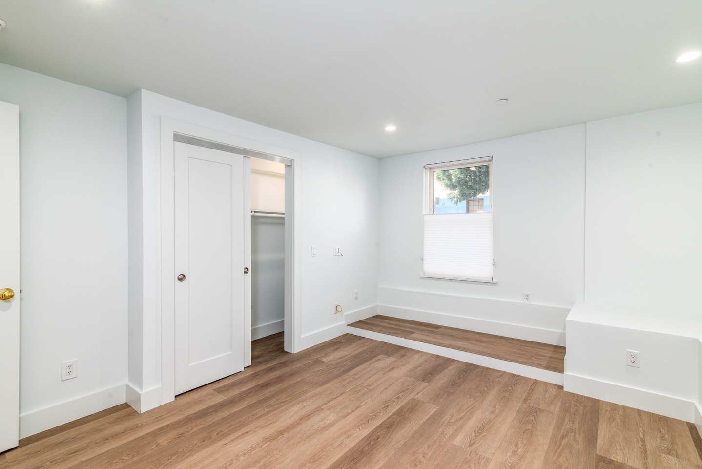3201 23RD STREET Apartments Image 8