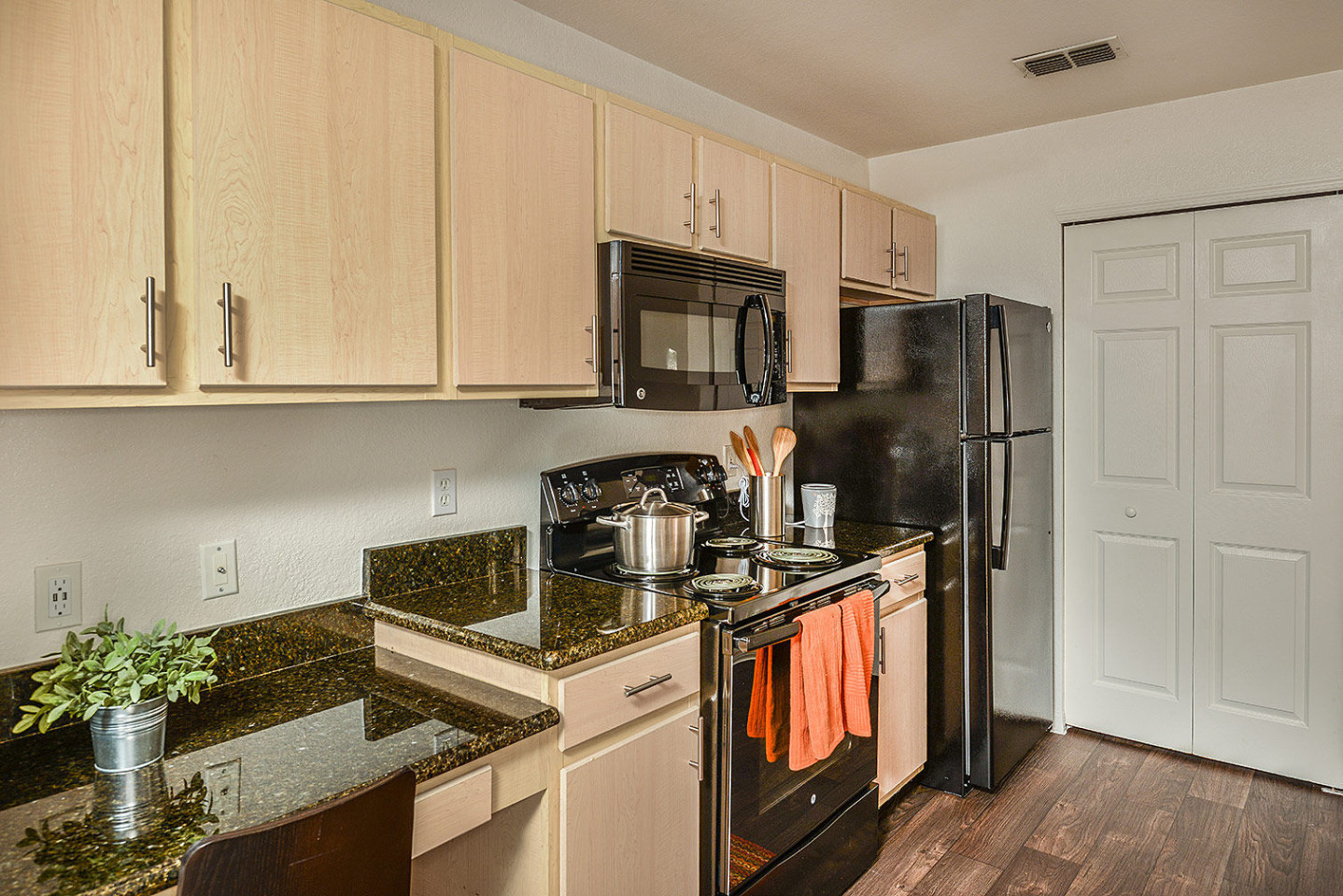 Elmhurst Village Image 10