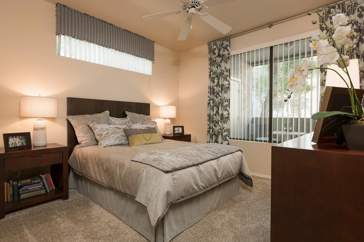 Aria on Cave Creek Image 12