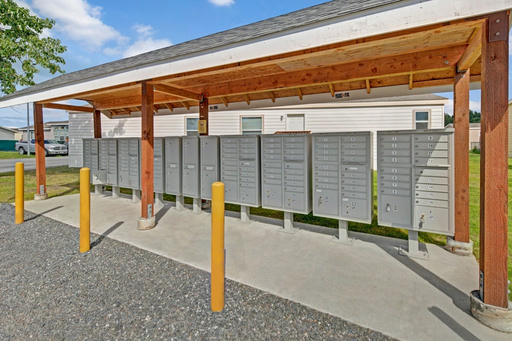 Four Seasons Apartment Homes Image 16