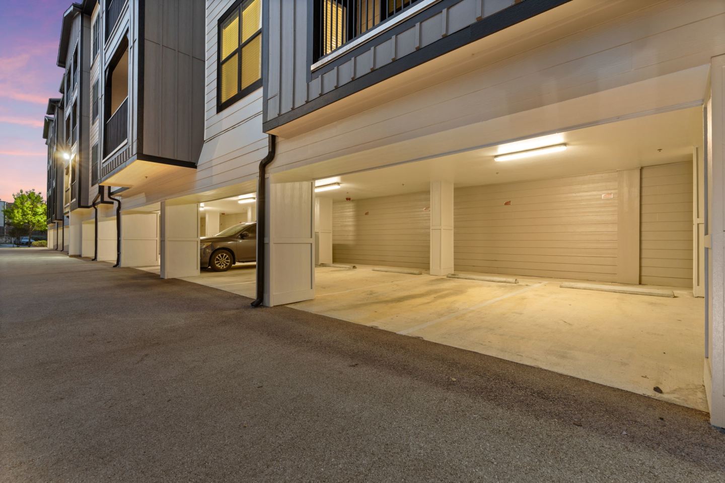 Axis Hamilton Image 147