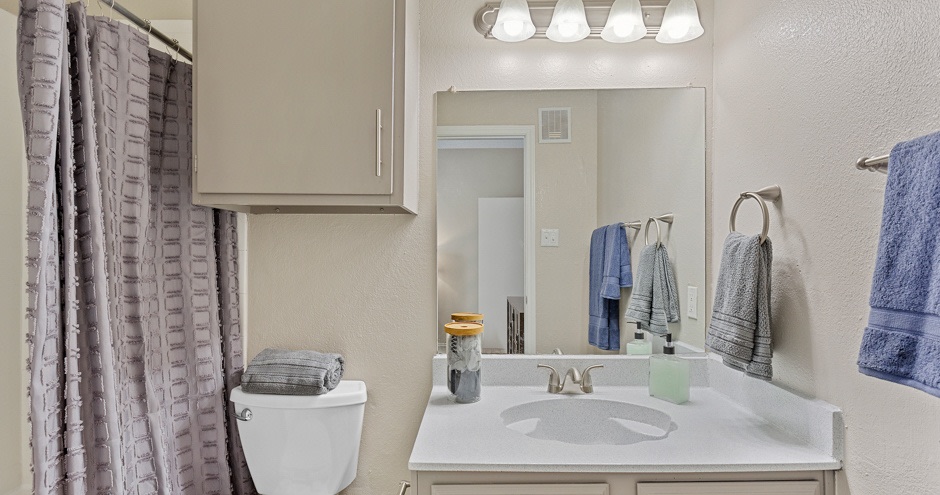 Huntington Meadows Apartment Homes Image 14