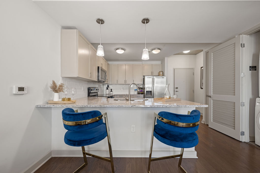 Skyhouse Uptown North Image 30