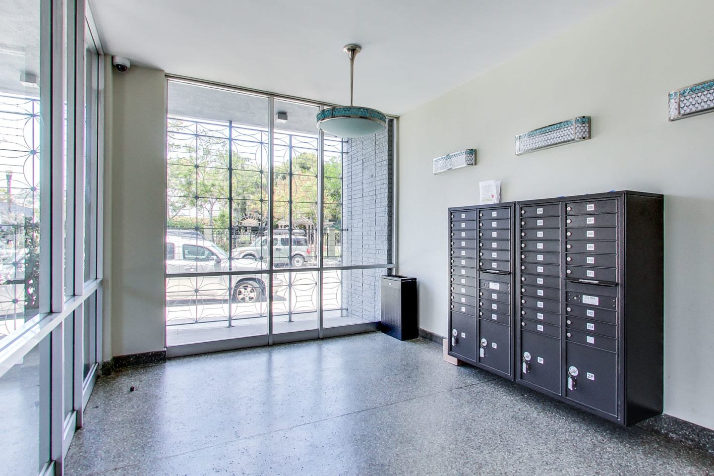 3440 20th St Image 12