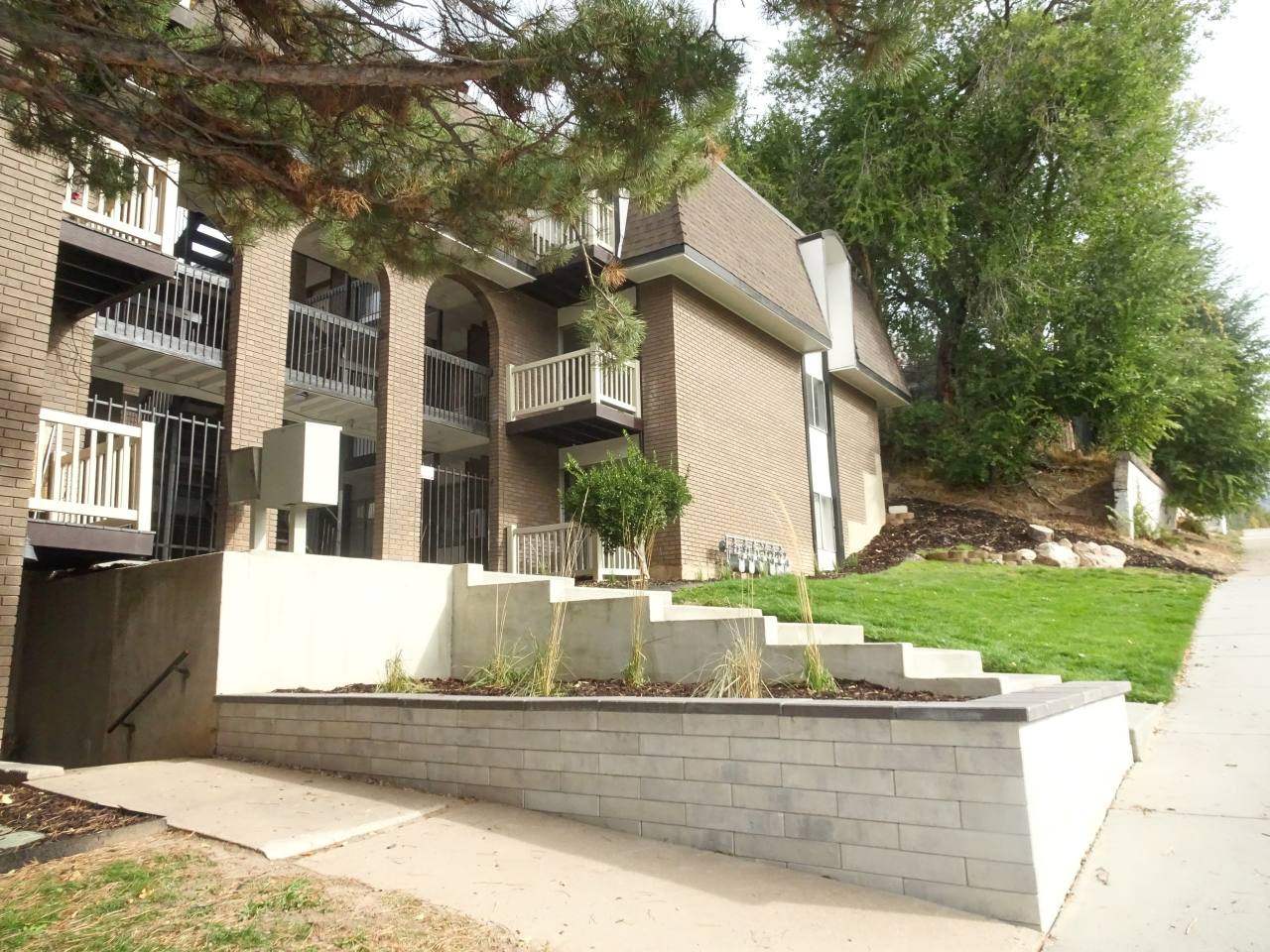 Emerson Apartment Homes Image 1