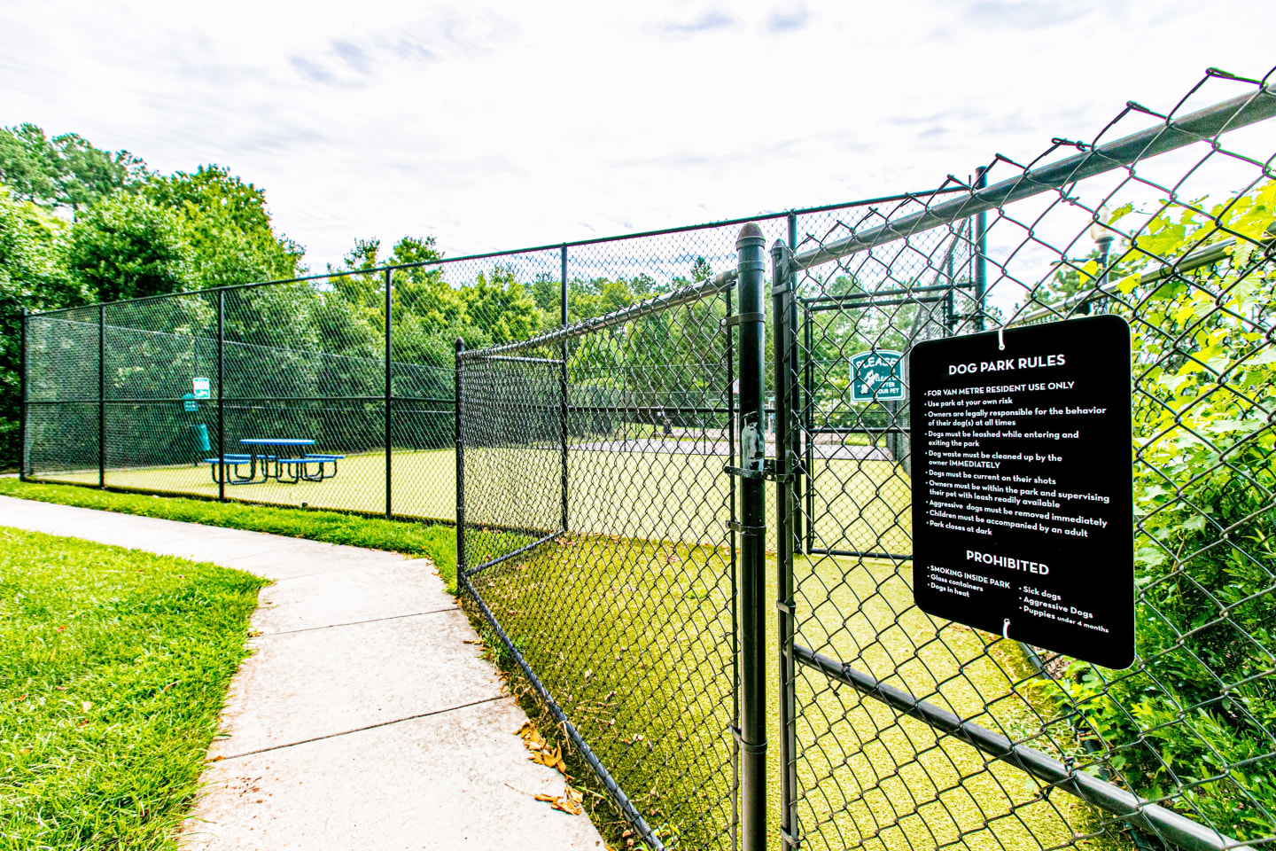 Barrington Park Apartments Image 11