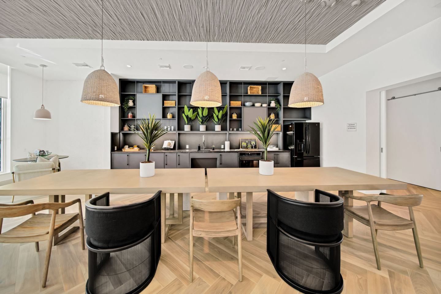 Vesada Luxury Apartment Homes Image 17