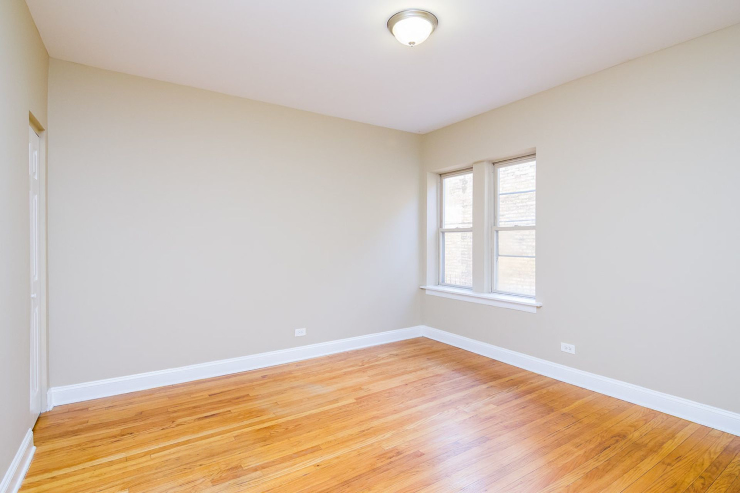 4433 West Fullerton Avenue Image 8