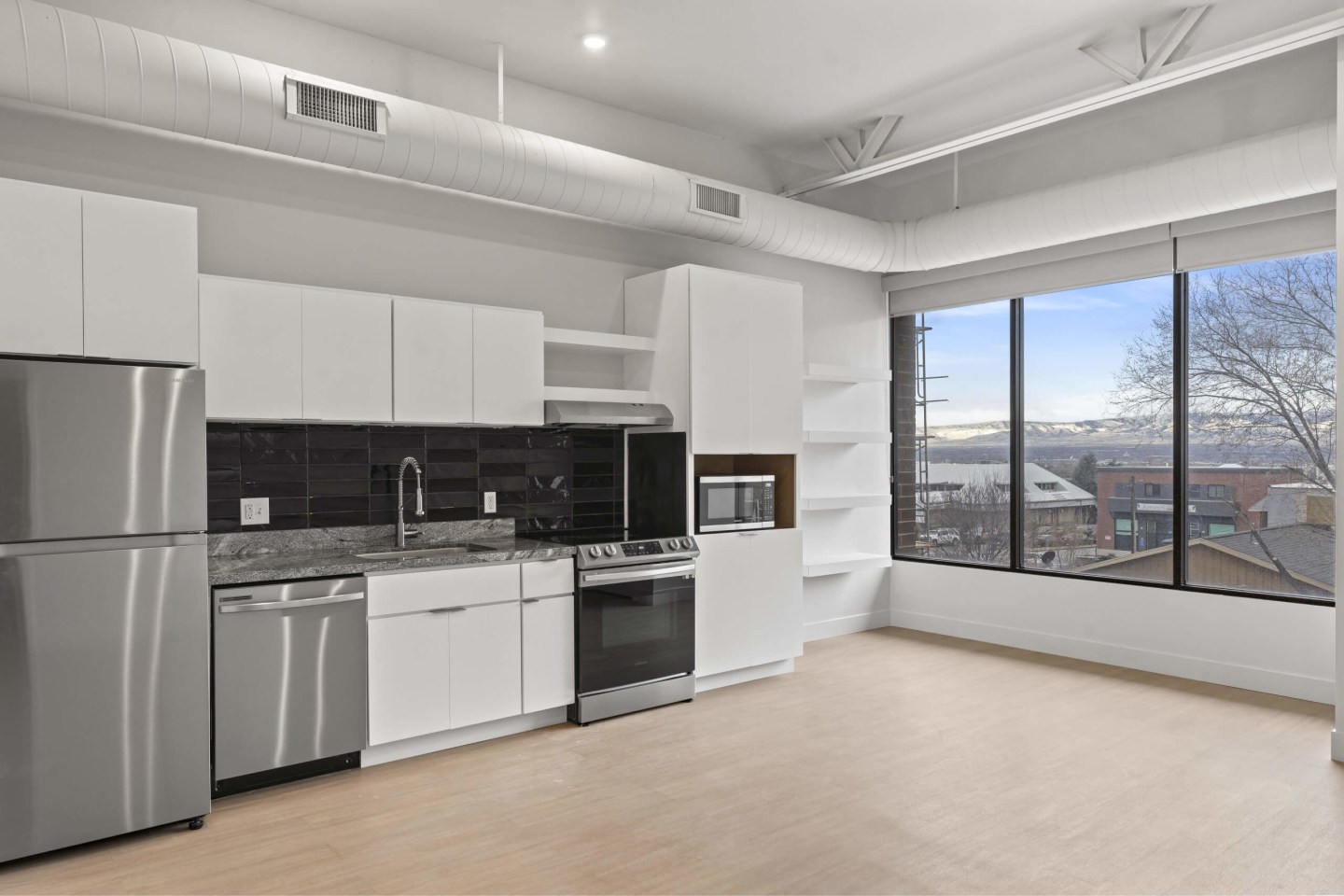 Brickside Heights Image 36