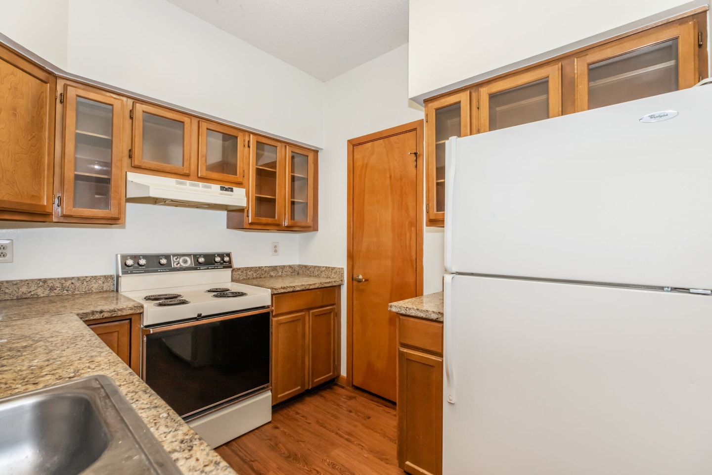 Encino Luxury Apartments Image 37