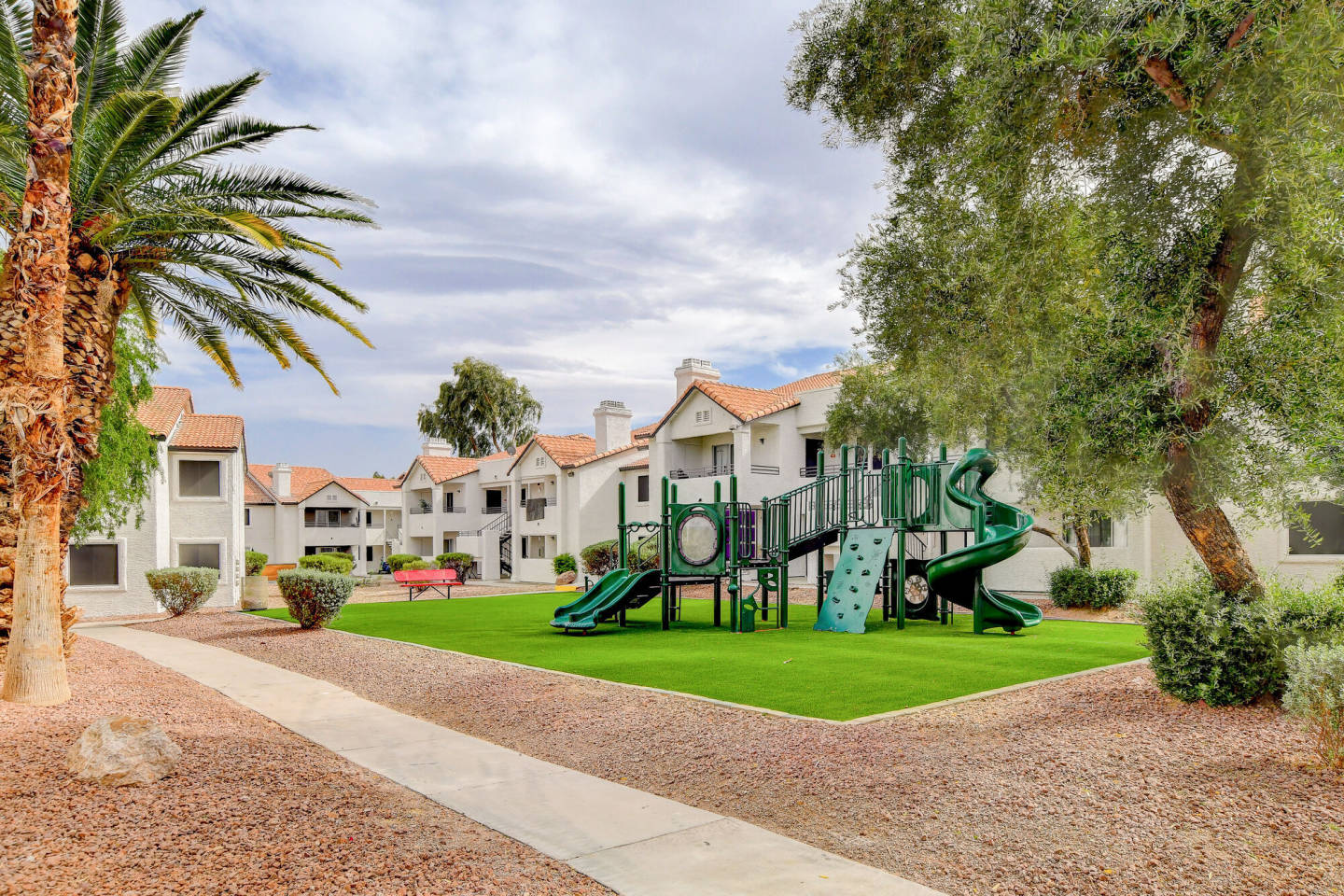 Tides on Twain Apartments Image 30
