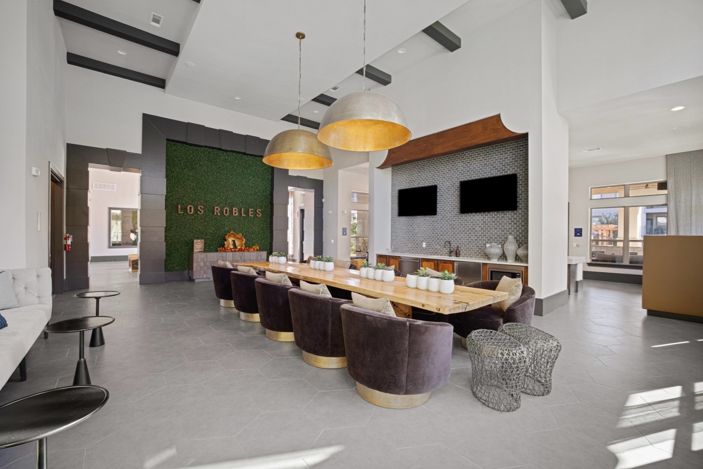 Los Robles Apartments Image 16