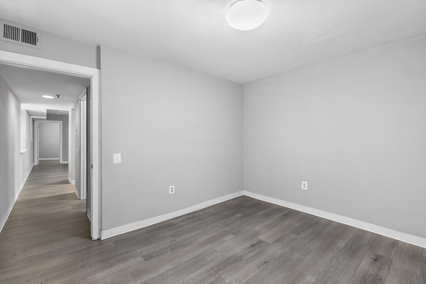 Edgewood Apartments Image 26