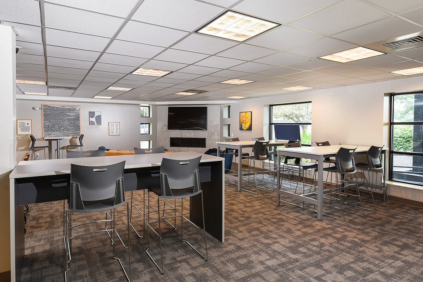 Vairo Village Image 32